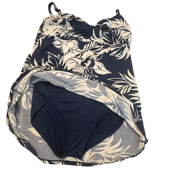 Beach House Other - Beach House One Piece Swimsuit Swim-dress Size 16 Navy White Floral